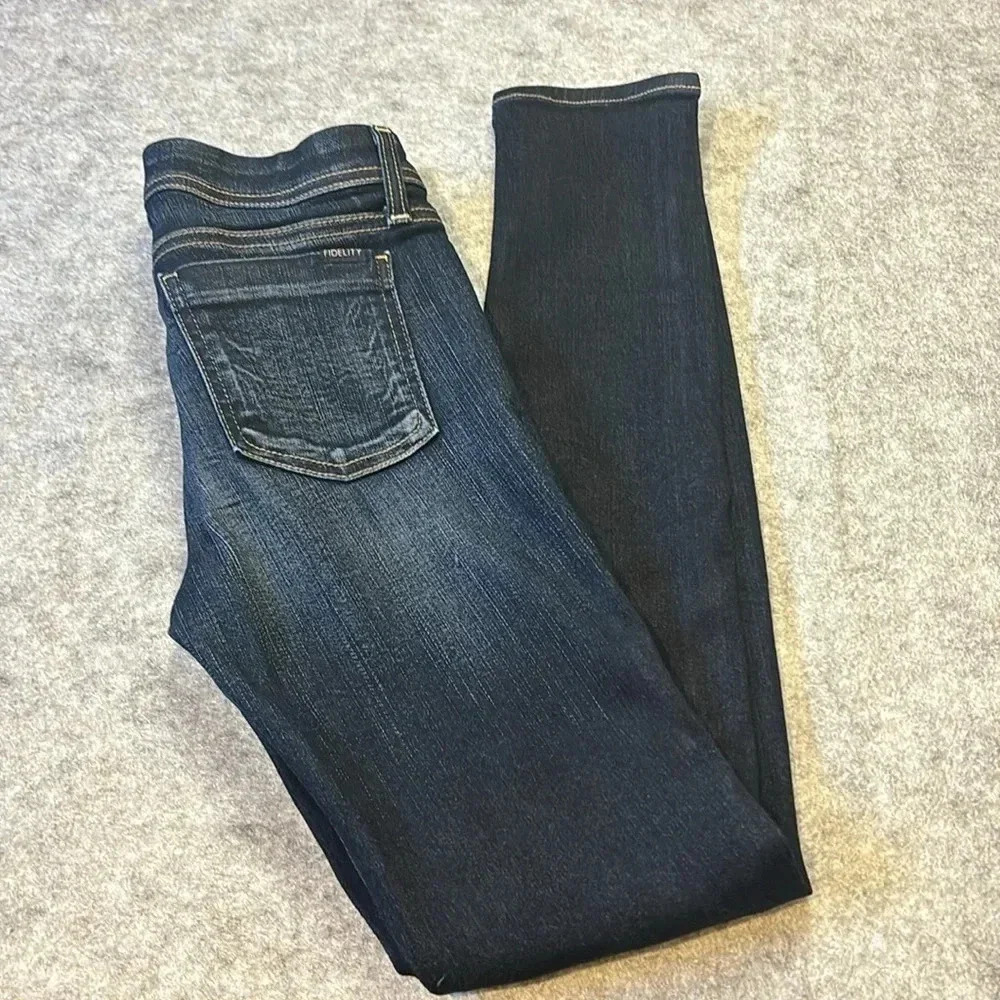 Fidelity  Ace Mid Rise Ultra Slim, Dark Wash. Size 27. - Picture 6 of 12